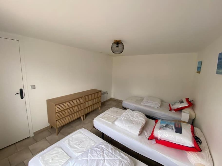 Maison De Vacances ลาโกตินิแยร์ ภายนอก รูปภาพ