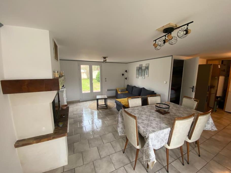 Maison De Vacances ลาโกตินิแยร์ ภายนอก รูปภาพ